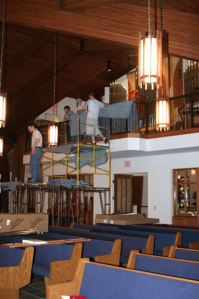 New Hope Lutheran Church organ, made by Parsons Organ Builders